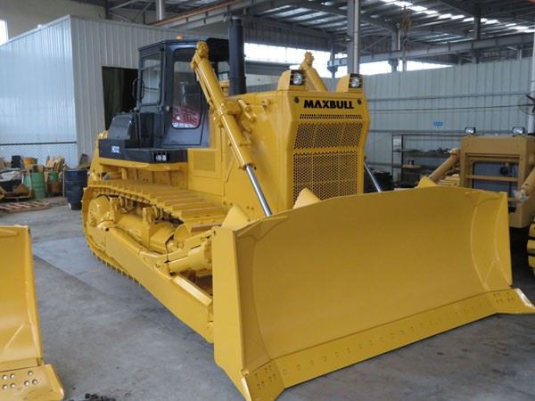 320HP bulldozer 2
