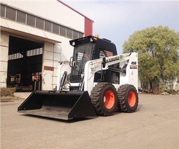 Ko'p funktsiyali Skid Steer Loader